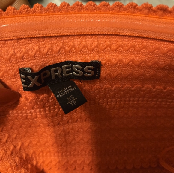 Express Dress - Picture 3 of 3